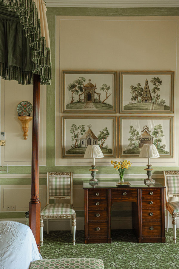 The Knight's Room Gallery