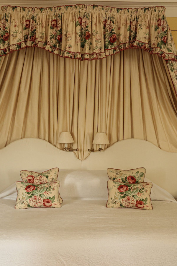 The Viceroy 105
